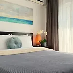 Elegant 2br - Walk To Old Town & Parliament Apartman Bukarest